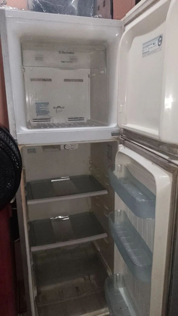 Geladeira Eletrolux  - Foto 2
