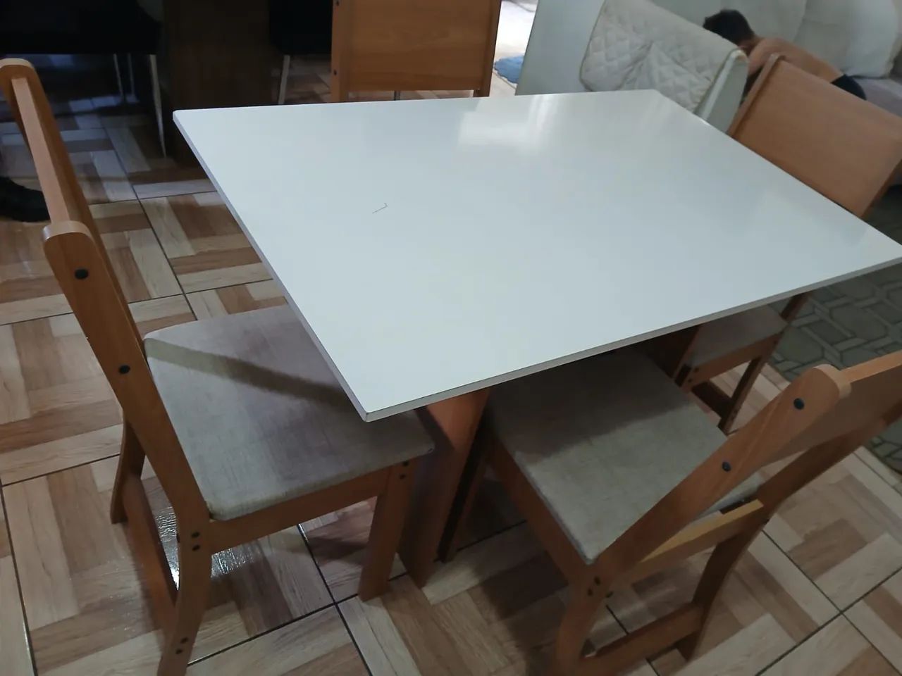 Mesa 4 cadeiras  - Foto 4
