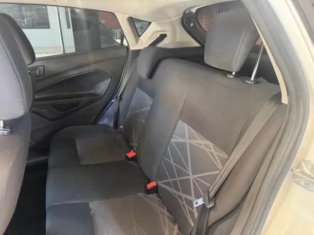 Ford Fiesta 1.5 16V Flex Mec. 5P 2014 - Foto 3