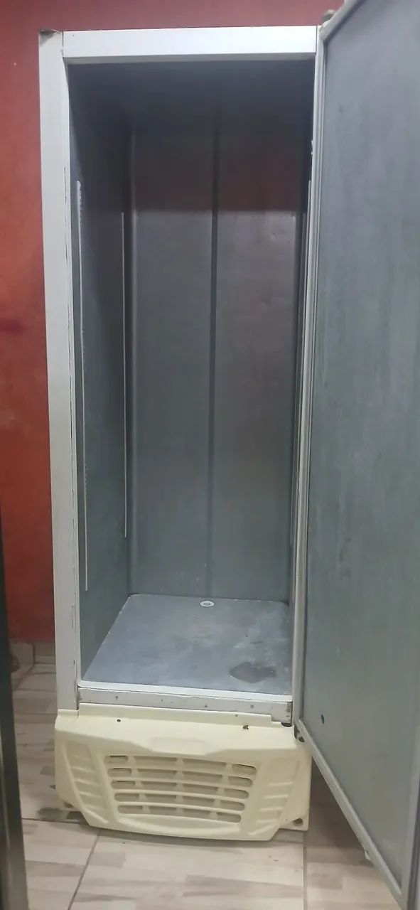 Freezer dupla ação resfria e congela  - Foto 3