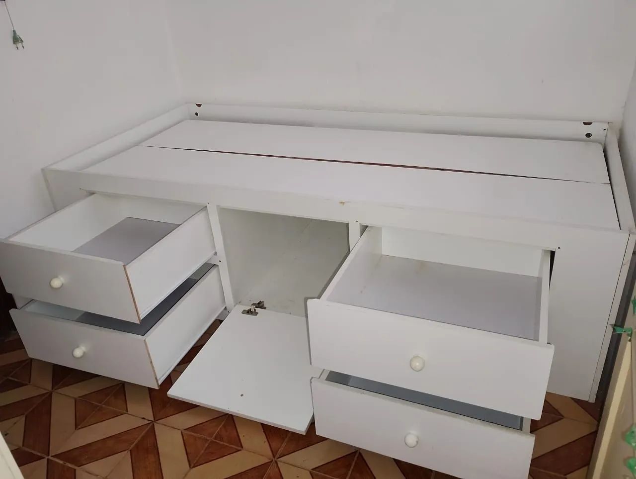 11Cama de solteiro .