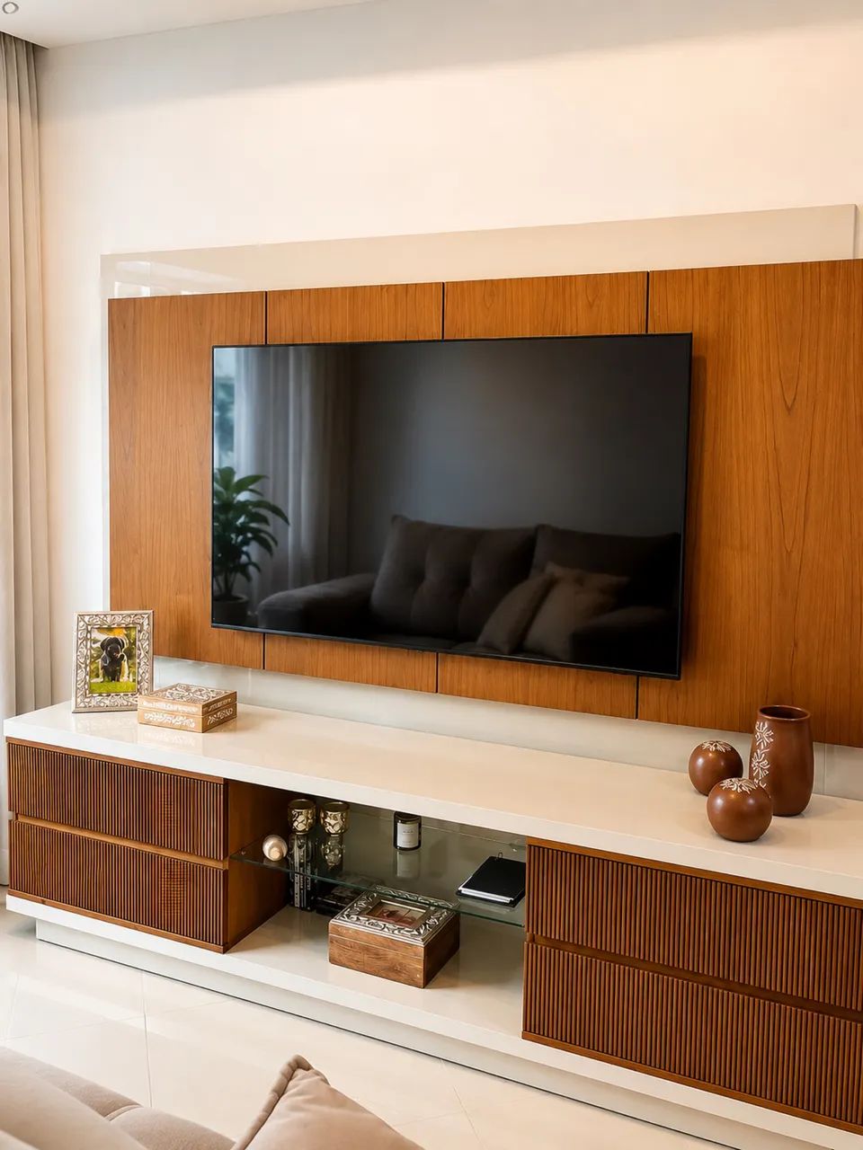 Painel e Rack em Madeira