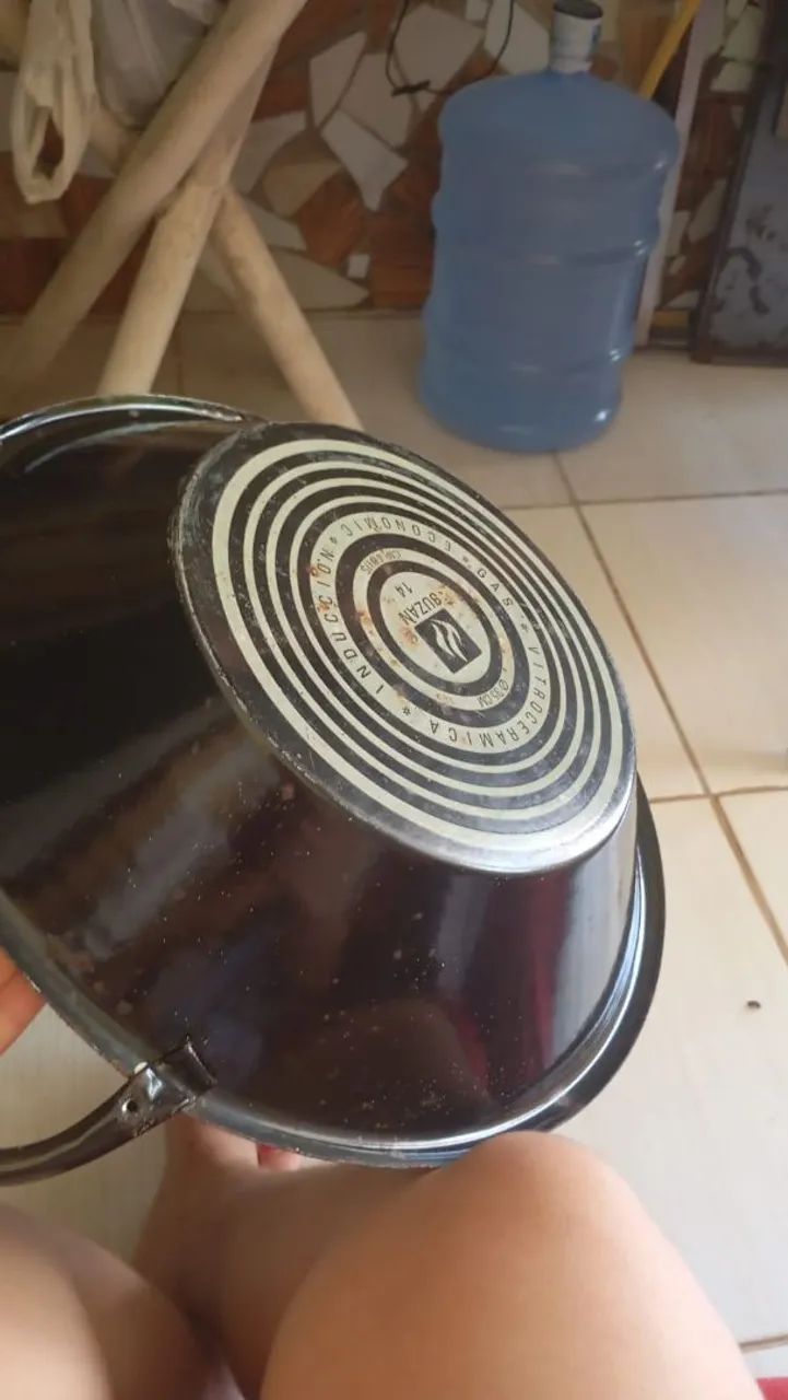 tacho de fritar pastel bem conservado
