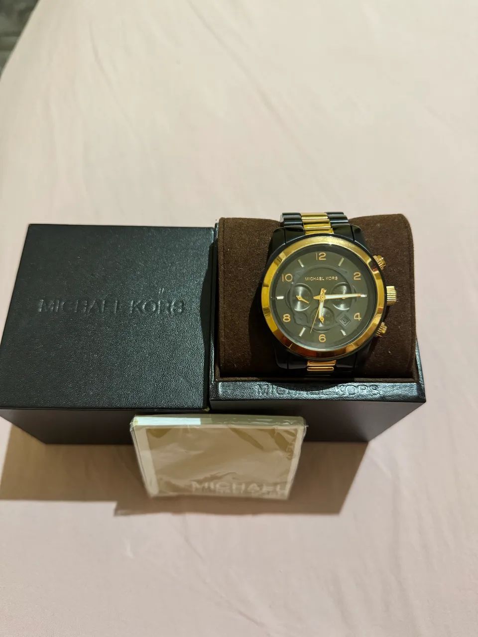 Relógio Michael Kors original preto/dourado modelo MK-8189
