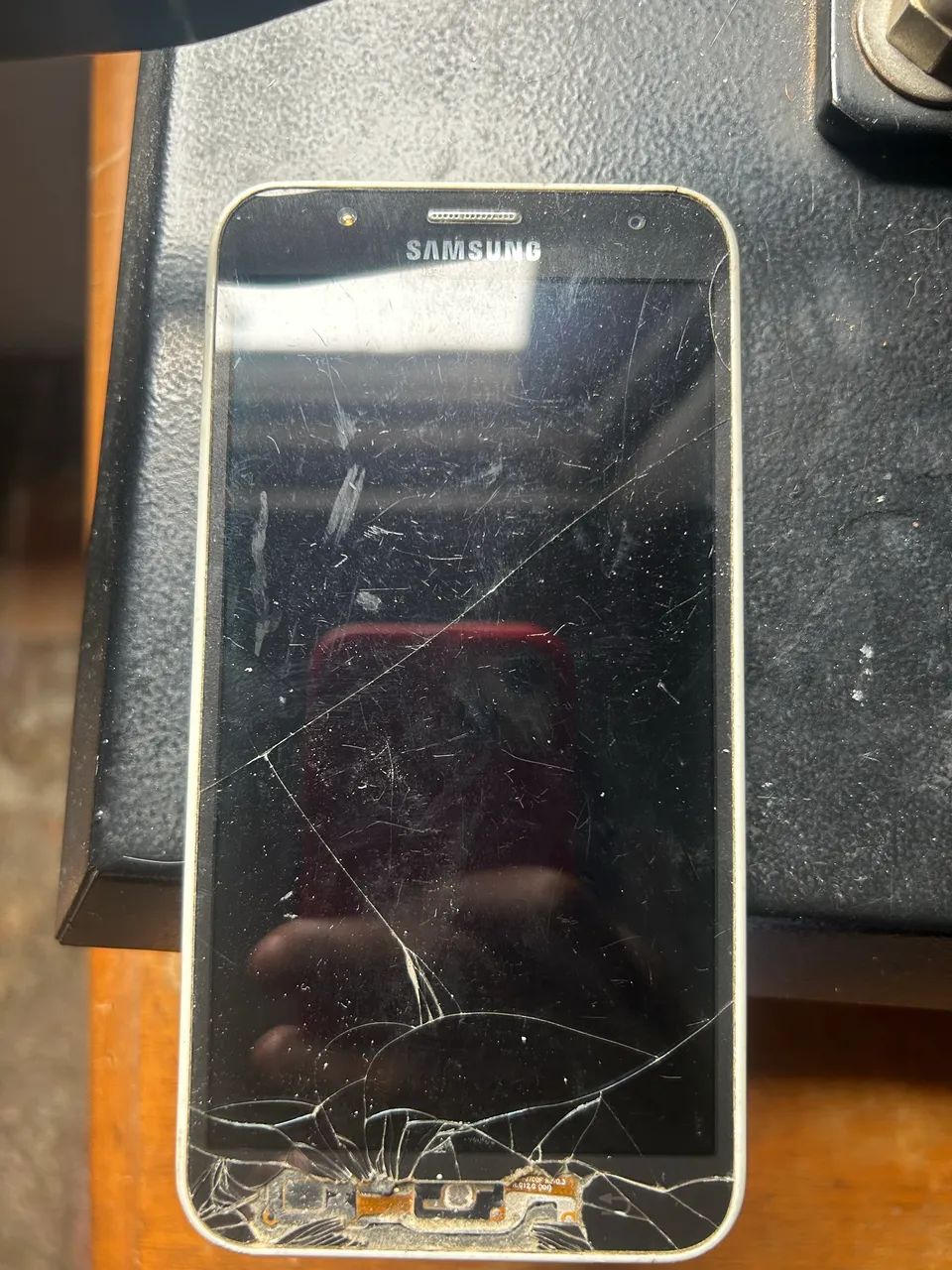 Celular Samsung j5 somente usar peças  - Foto 2