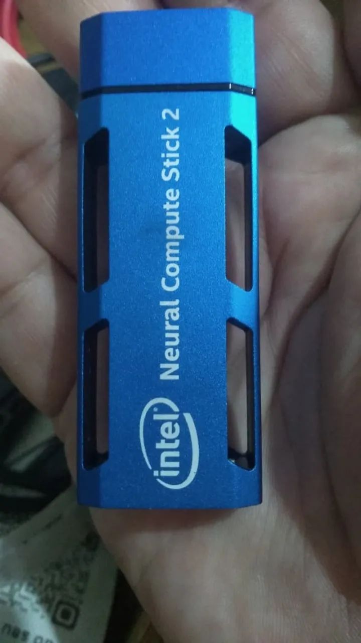 Intel Neural Compute Stick 2 (NCS 2)