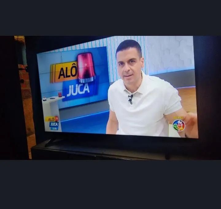 Vende-se uma TV 50 polegadas  - Foto 2