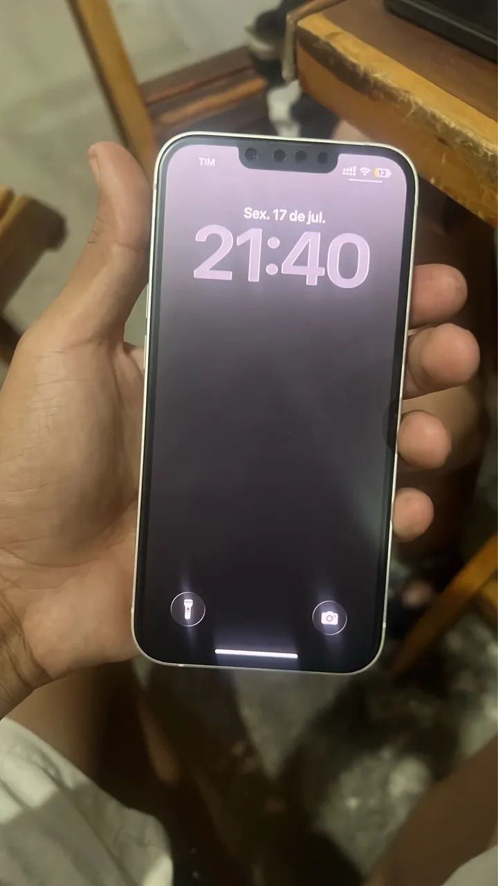 iPhone 13
