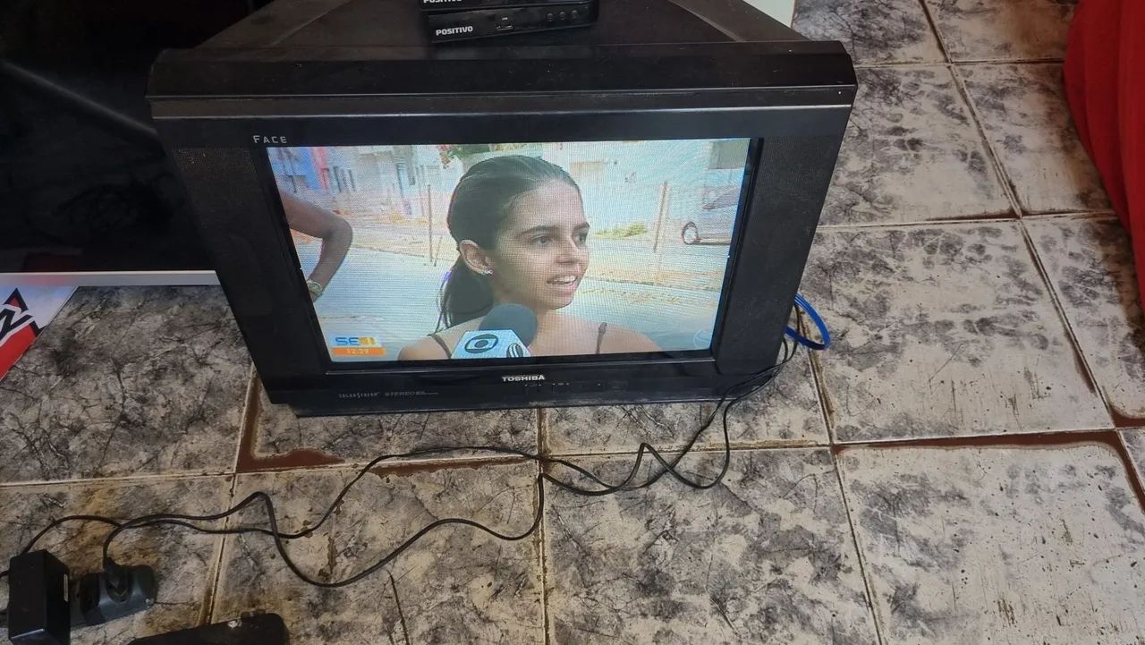 Vendo tv de 21 polegadas 