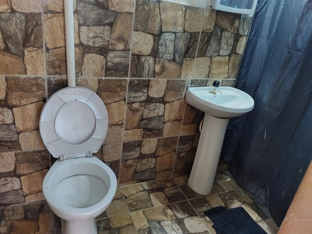 Vende-se uma Casa em Parintins  - Foto 4