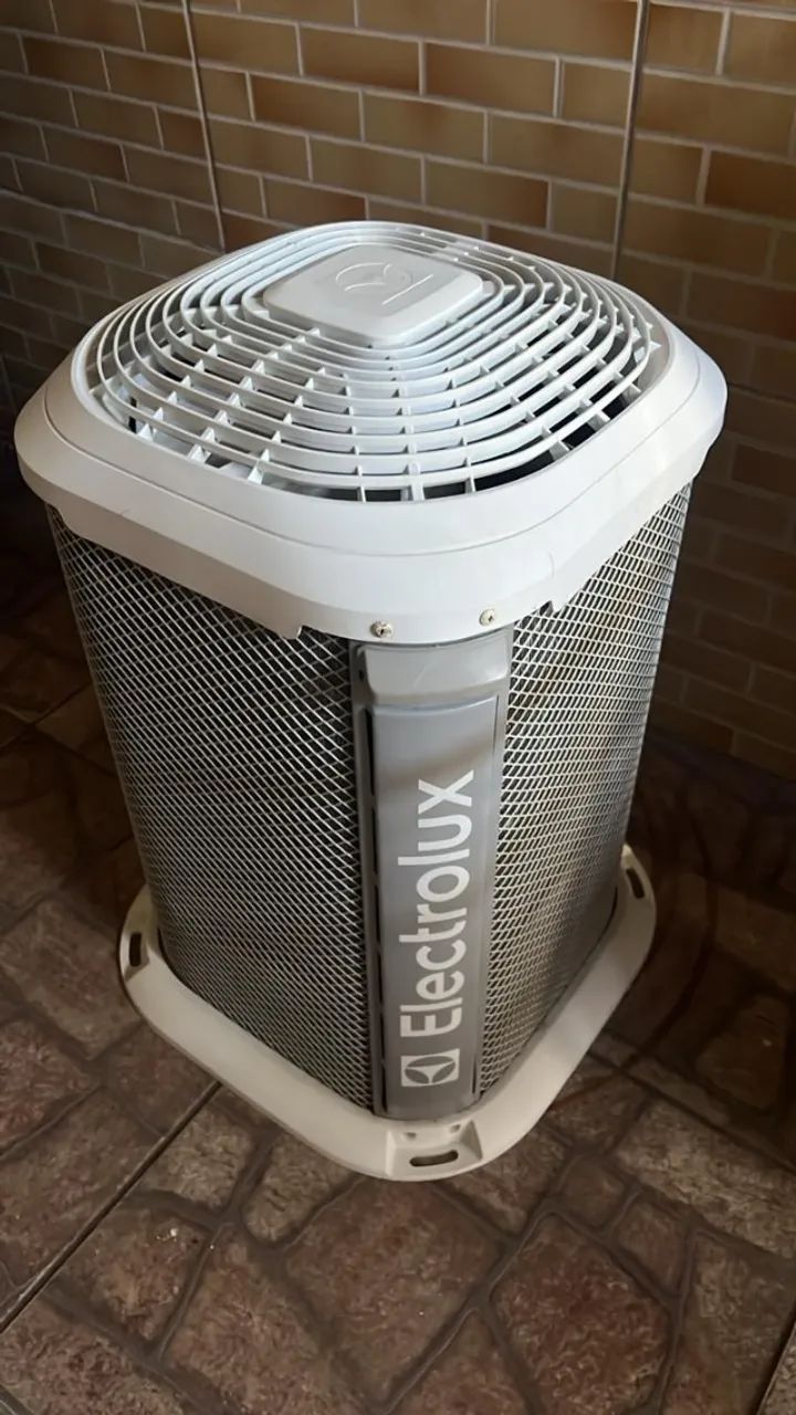 AR CONDICIONADO ELECTROLUX 12.000 BTUS