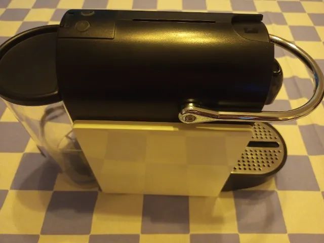 Cafeteira Nespresso Pixie Clips Branca, 110V - Foto 5