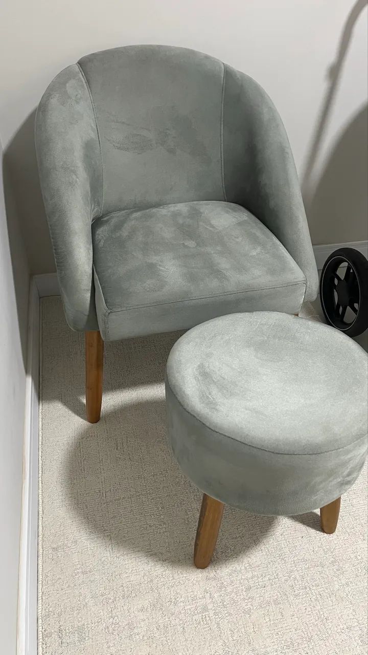 Kit Poltrona Lua e Puff Redondo para Sala Decorativa Pés Palito Suede Aninha Poltronas - Foto 2