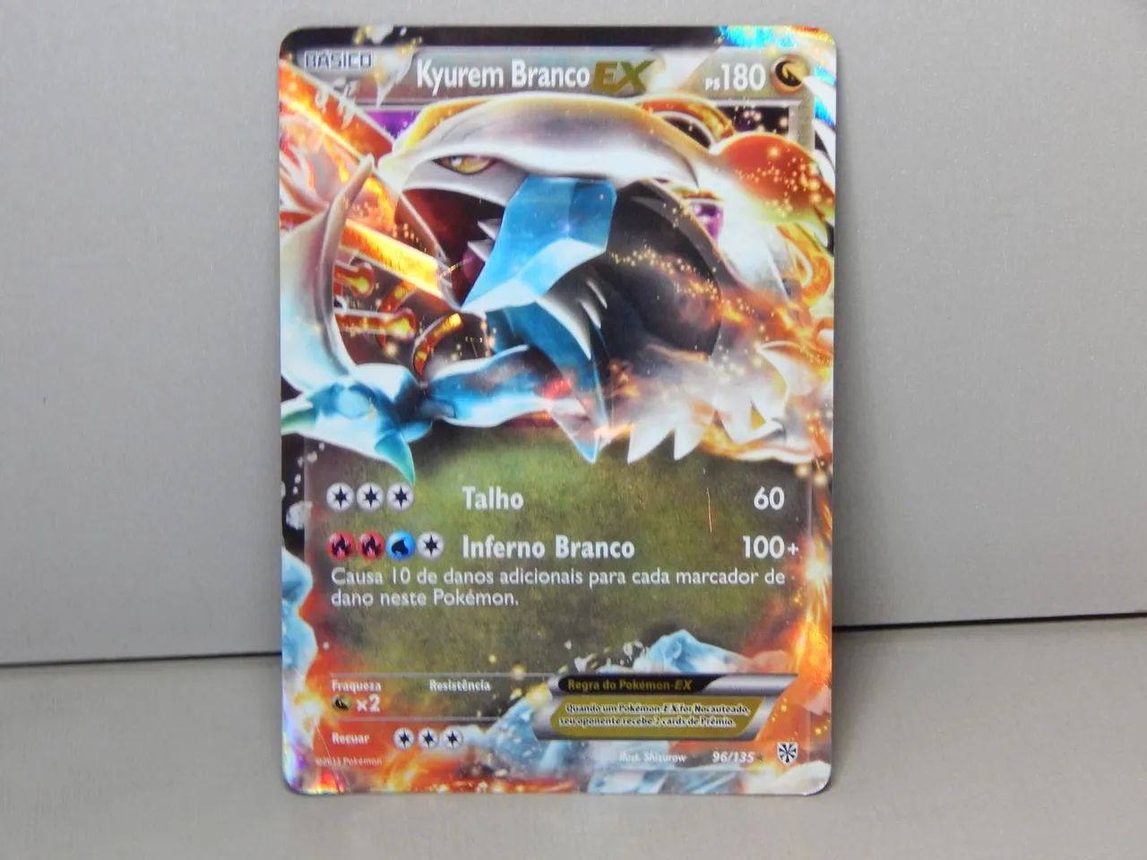 Carta Pokemon Kyurem Branco EX