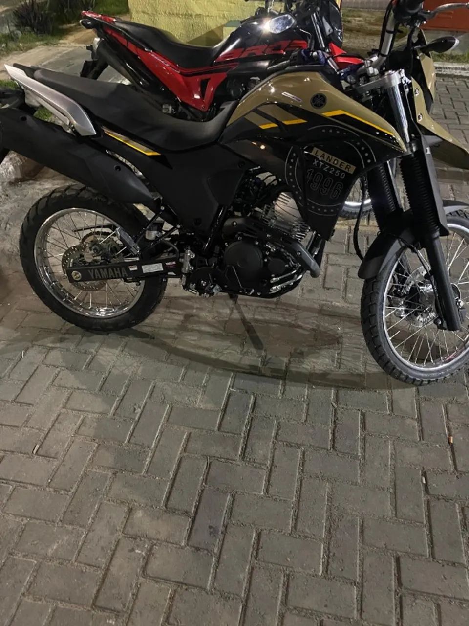 XTZ LANDER 250 - Foto 5