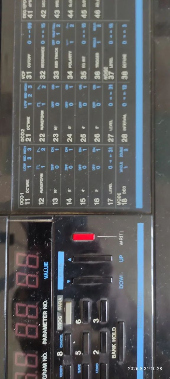 Korg poly 800 II + harcdcase - Foto 3
