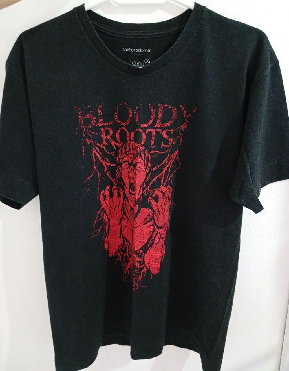 Doação de Roupas e Bonés - Foto 3