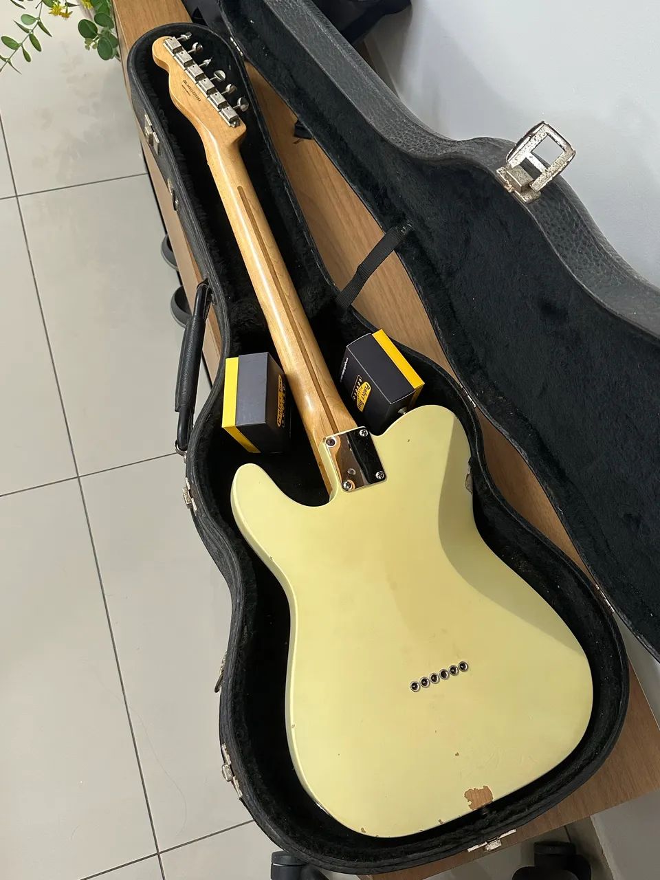 Fender Telecaster Standard - Foto 2