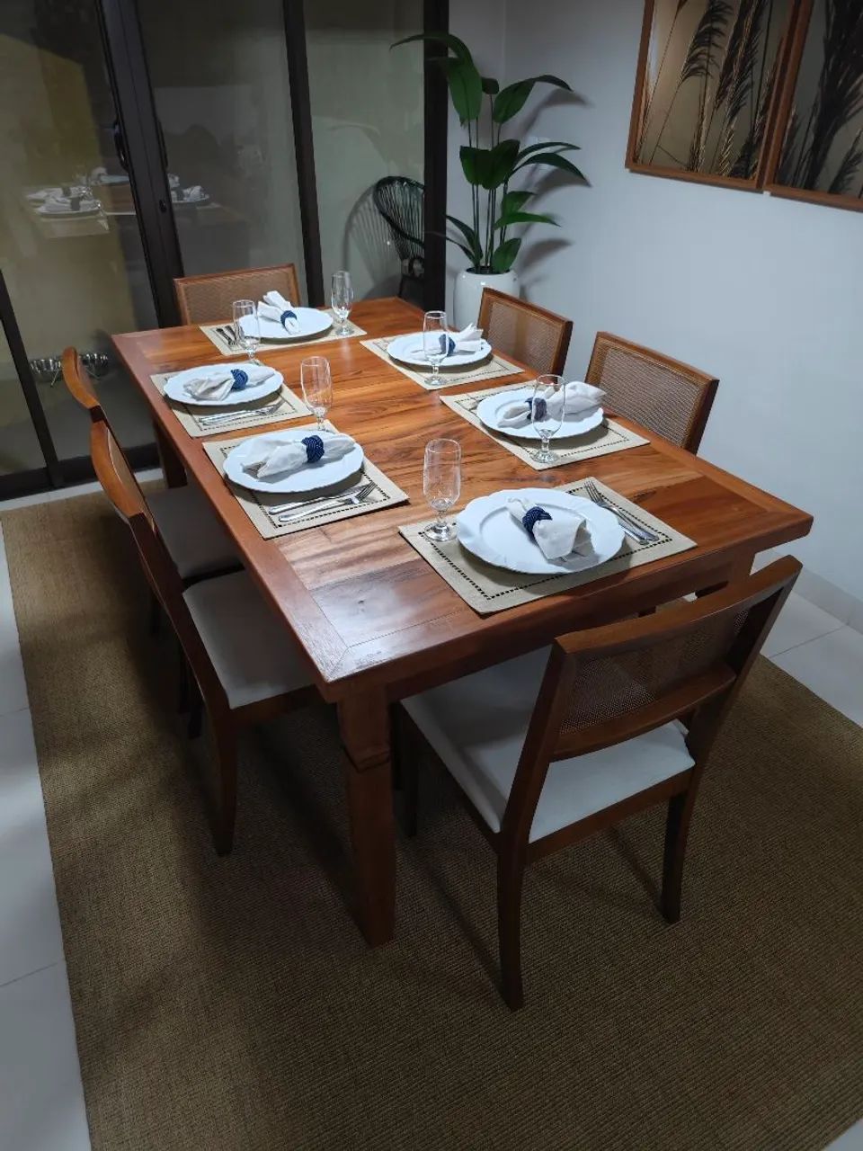 Mesa de jantar 6 lugares madeira maciça - NOVA - Foto 3