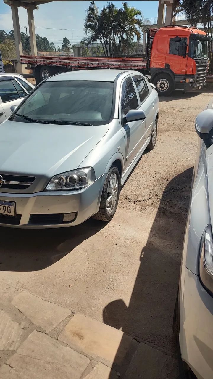 Chevrolet Astra 2.0 8V/ CD 2.0 8V Hatchback 5P MEC 2003