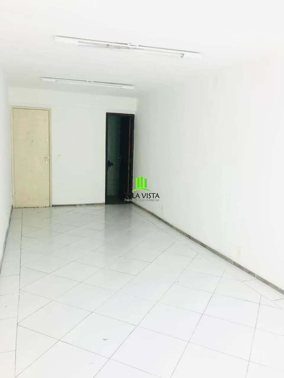 Sala Comercial à Venda - 24,77 m² - Foto 2