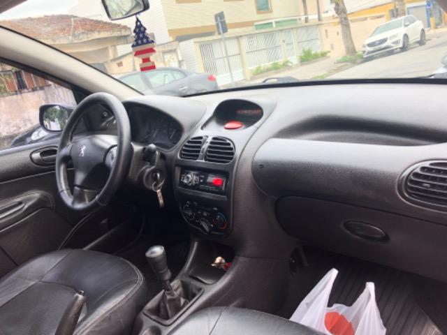 Vendo Carro Peugeot 206 1.4 - 4 Portas - Foto 5