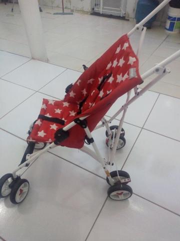 Vendo carrinho de bebê