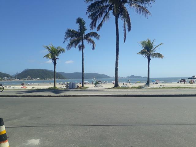 Sobrado na praia central de Guaratuba 100 metros da praia - Foto 13