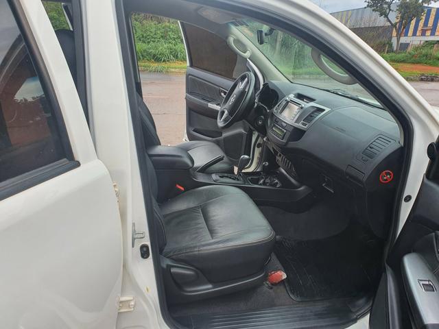 Hilux - Foto 5