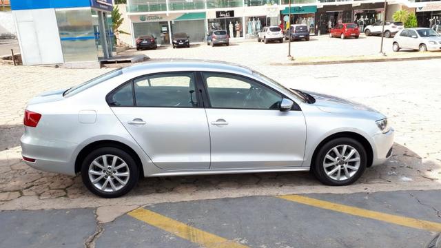 VW - VOLKSWAGEN JETTA COMFORTLINE 2.0 T.FLEX 8V 4P TIPT 