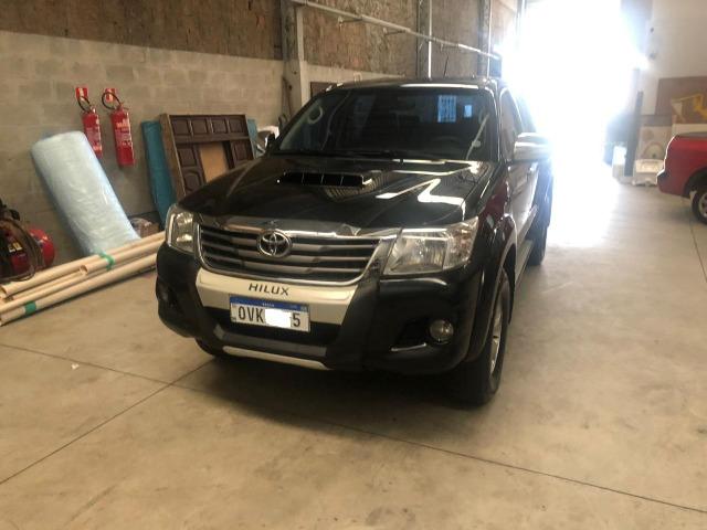 Vendo ou troco Hilux 13/13 SRV Preta
