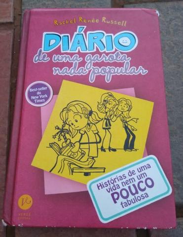 Livro Para todos os garotos que já amei, A culpa é das estrelas e Quem é você Alasca - Foto 5