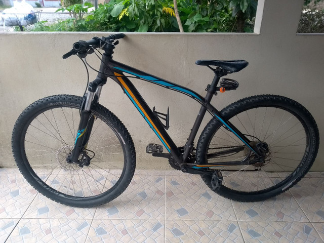 bici specialized rockhopper 29