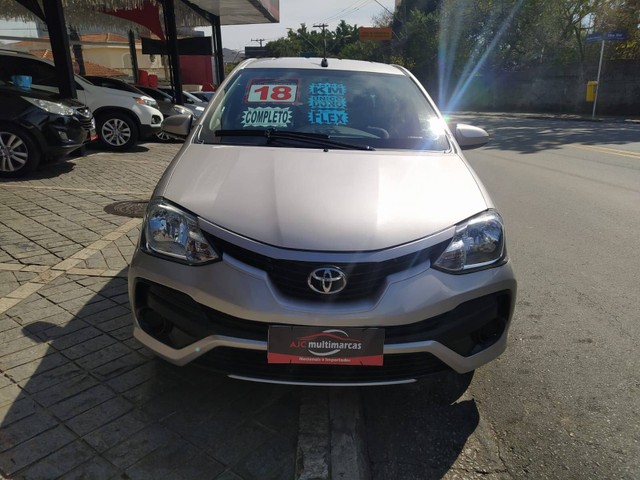 ETIOS 2017/2018 1.5 XS SEDAN 16V FLEX 4P AUTOMÁTICO