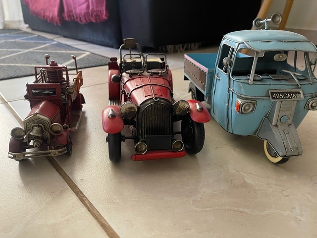 Carros antigos miniaturas  - Foto 5