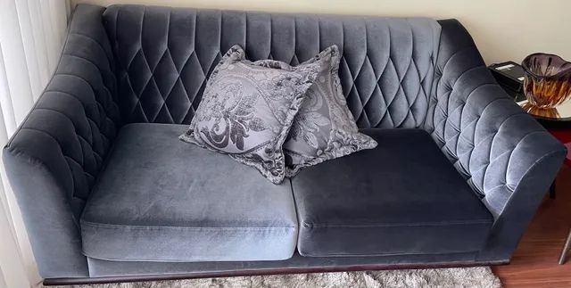 Sofá dois lugares veludo azul 