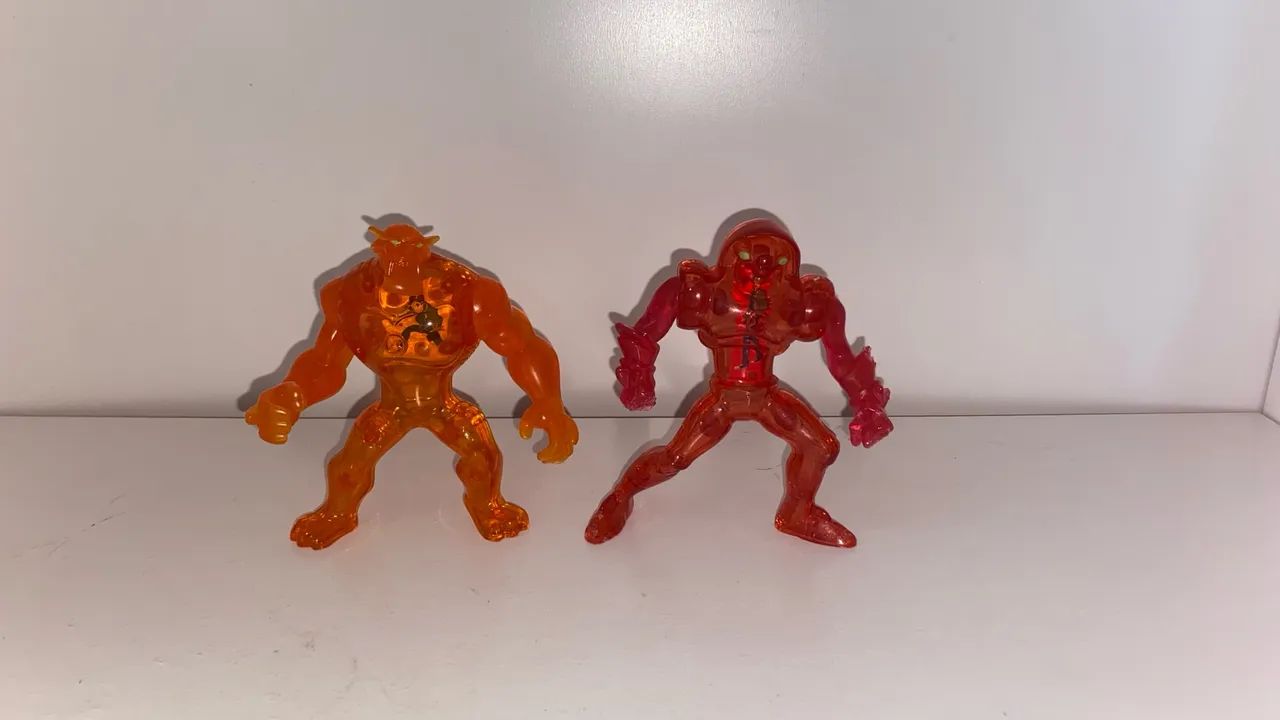 Bonecos do Ben 10 do McDonald?s