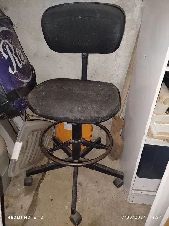 Cadeira Giratória Escritório - Foto 2