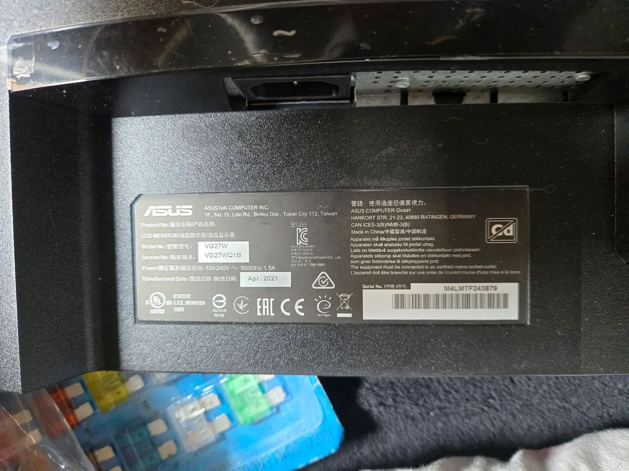 Monitor Asus 27 QuadHD 165hz. Com suporte articulado de mesa. - Foto 2