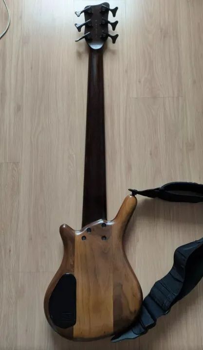 PRA VENDER...Baixo Warwick Thumb Bolt On 6 cordas ...Analiso Trocas por Baixo 6 Cordas - Foto 2