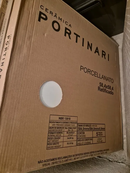 Três caixas + avulsos de REVESTIMENTO cerâmica Portinari retificado + peças avulsas