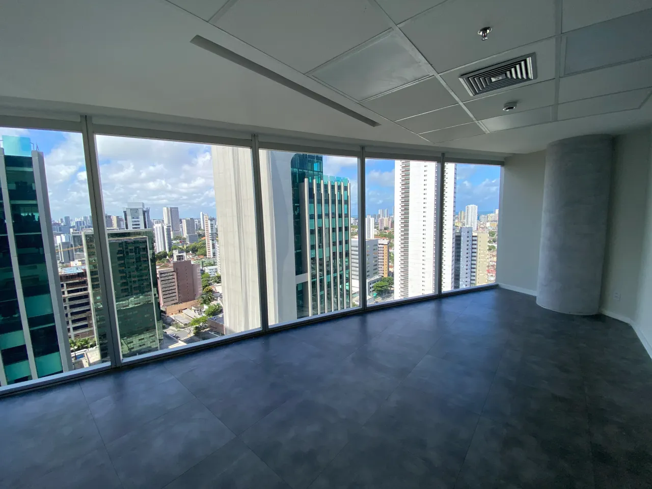 Alugo Sala no Empresarial Charles Darwin a partir de 62 m², Ilha do Leite - Recife - PE