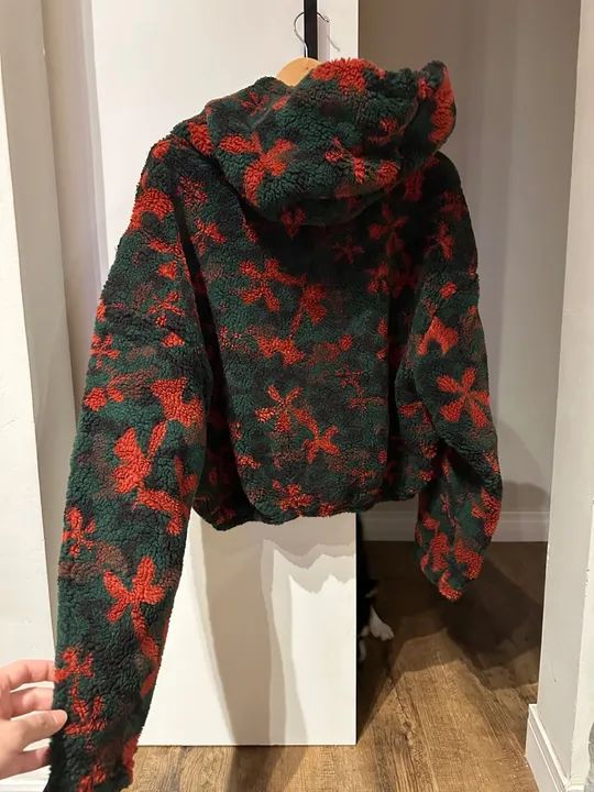 Casaco Cropped Baw Clothing GG Verde e Vermelho - Foto 2