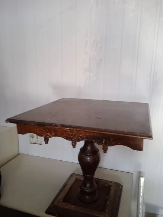 Mesinha antiga  relíquia anos 70 - Foto 3