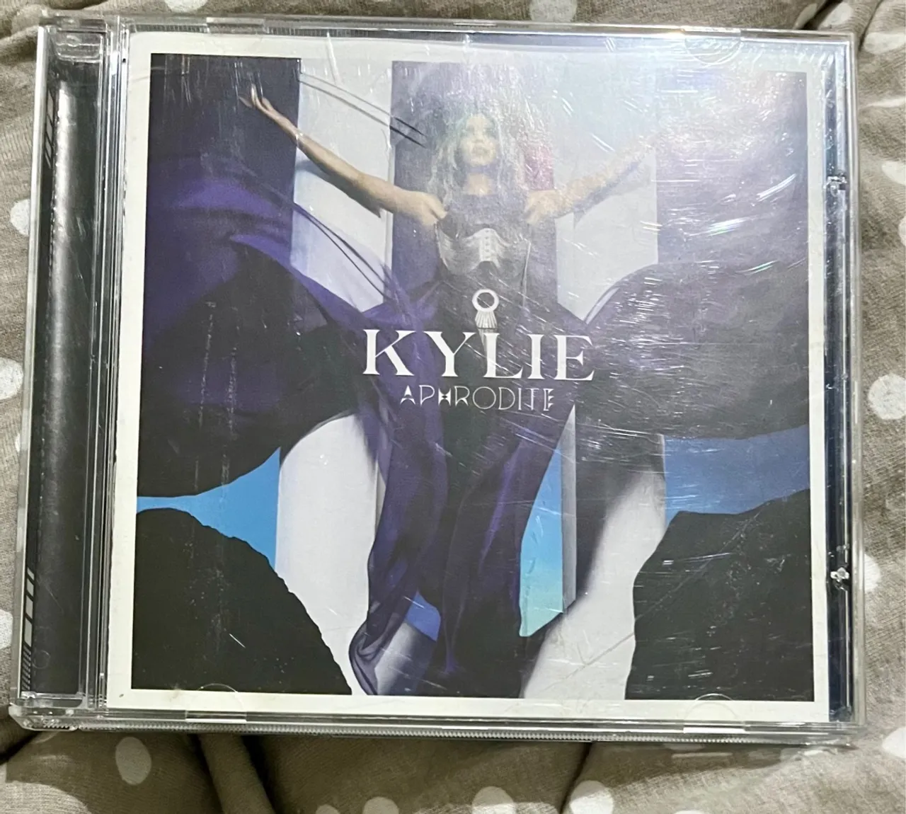 Kylie Minogue - Aphrodite BR-AA