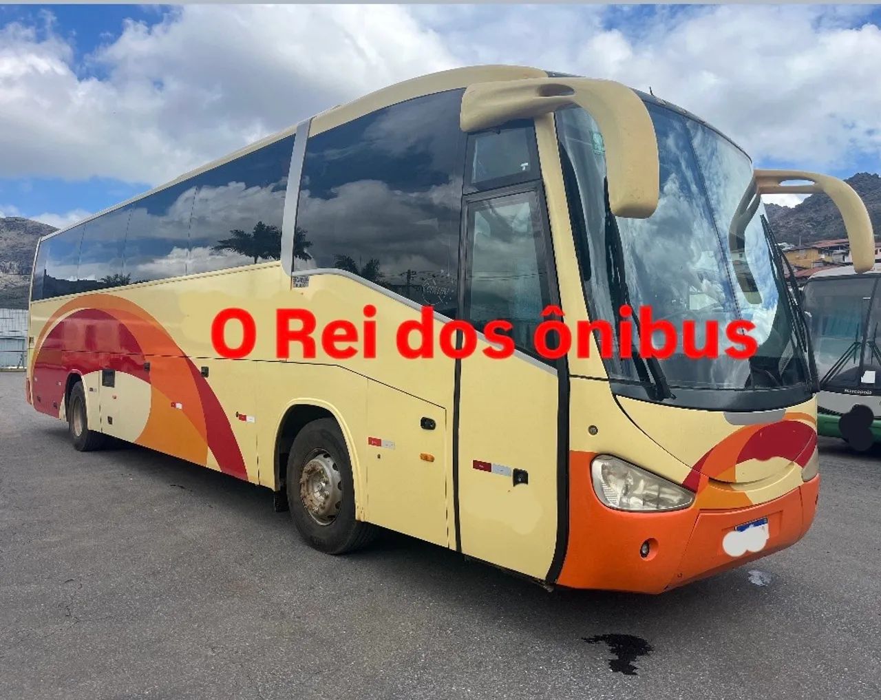 Ônibus Rodoviário - Irizar Century com apenas 300 mil km
