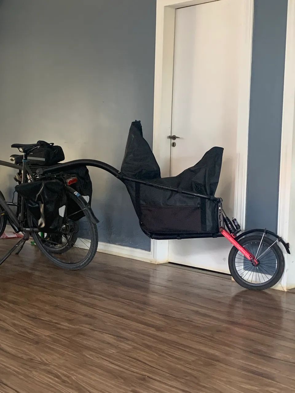 Reboque para bikes com suspensão.  - Foto 4