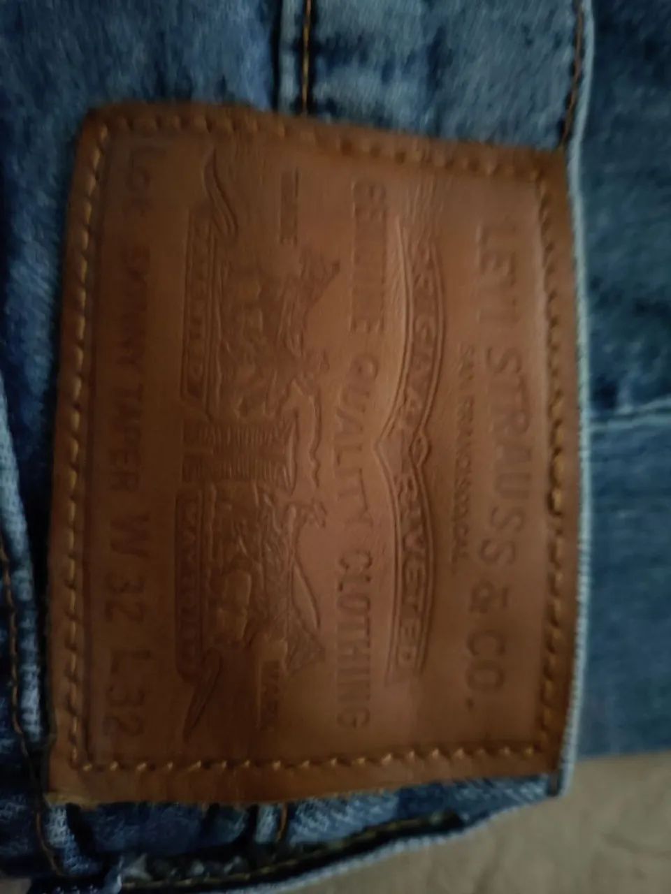 Calça Jeans Destroyed Levis e salvattorian - Foto 4