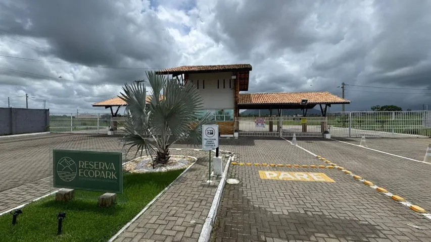 VENDO TERRENO NO CONDOMÍNIO RESERVA ECOPARK