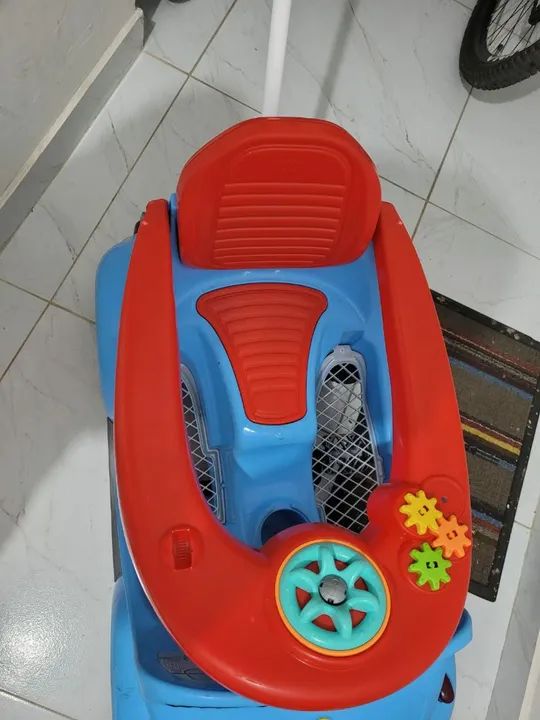 Carrinho de passeio infantil fusca o azul. MARCA Fouks calasita - Foto 2